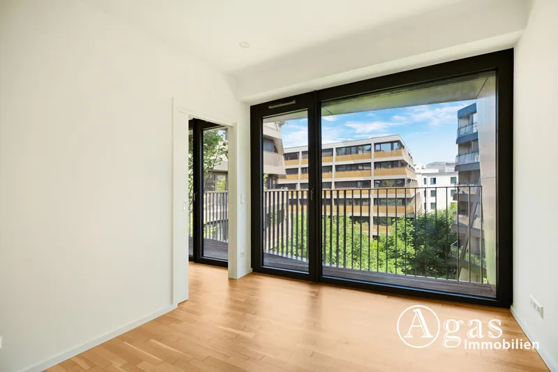 Tolle 2 Zimmer Wohnung mit ca. 41m², EBK, Fußbodenheizung und Balkon in Berlin-Mitte — photo 1